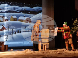 Разград - театър - „Дядо Коледа търси талант“ - спектакъл