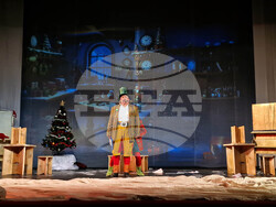 Разград - театър - „Дядо Коледа търси талант“ - спектакъл
