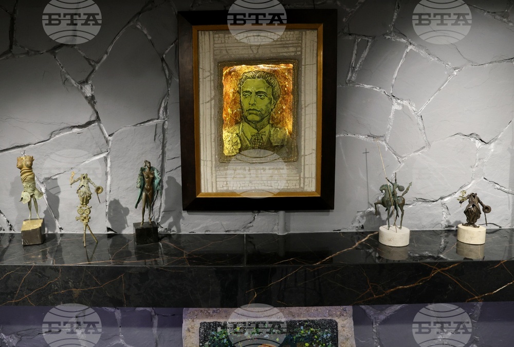 Art club Diplomat - В памет на Ставри Калинов - изложба