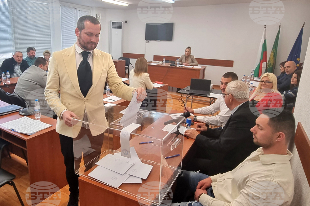 Каспичан - Общински съвет - гласуване - нов председател