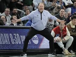 Clippers Bucks Basketball