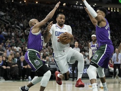 Clippers Bucks Basketball