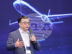 Авиация - конференция - Марсел Ривалски