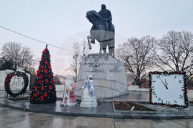 Исперих - коледна елха - подготовка