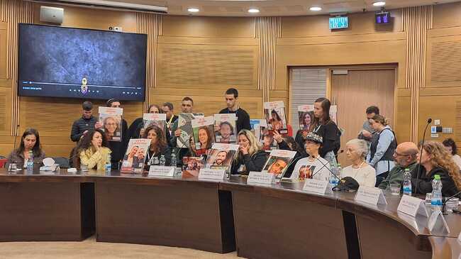 Посланик Славена Гергова участва в среща, насочена към борбата за освобождаване на заложниците, взети от Хамас