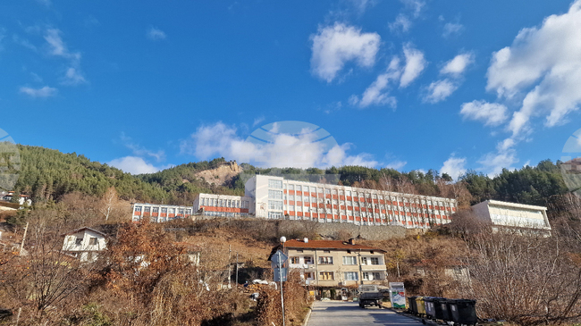 Пет зони за платено паркиране определиха съветниците в Девин
