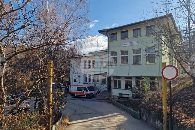 Общинските съветници в Девин приеха финансовия отчет на болницата, за първи път лечебното заведение излиза на печалба 