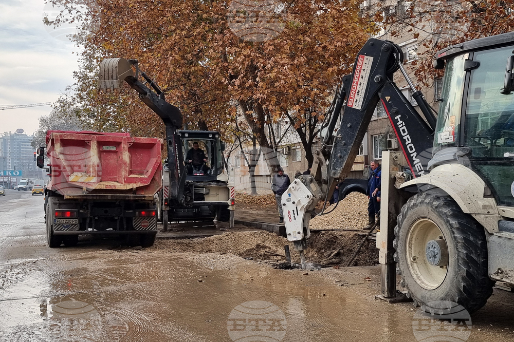 УМБАЛ "Пълмед" и високите част на Пловдив останаха без вода до приключване на водопровод от Южния обходен колектор
