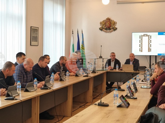 Със званието „Почетен гражданин на Община Тунджа“ ще бъде удостоена областният управител на Бургас проф. Мария Нейкова