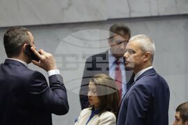 Парламент - първо заседание