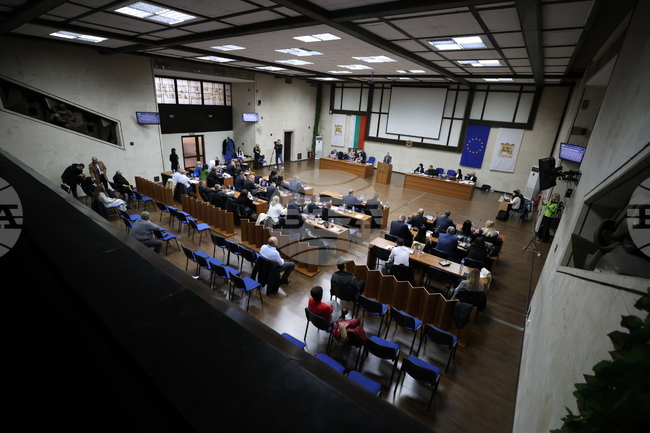 Актуализация на границите на зоните в населените места, промени в местни данъци и такси, ще обсъждат общинските съветници в Благоевград