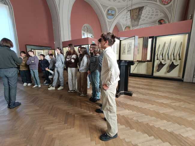 Ученици от училище „Св. св. Кирил и Методий“ във Виена посетиха австрийския Военноисторически музей