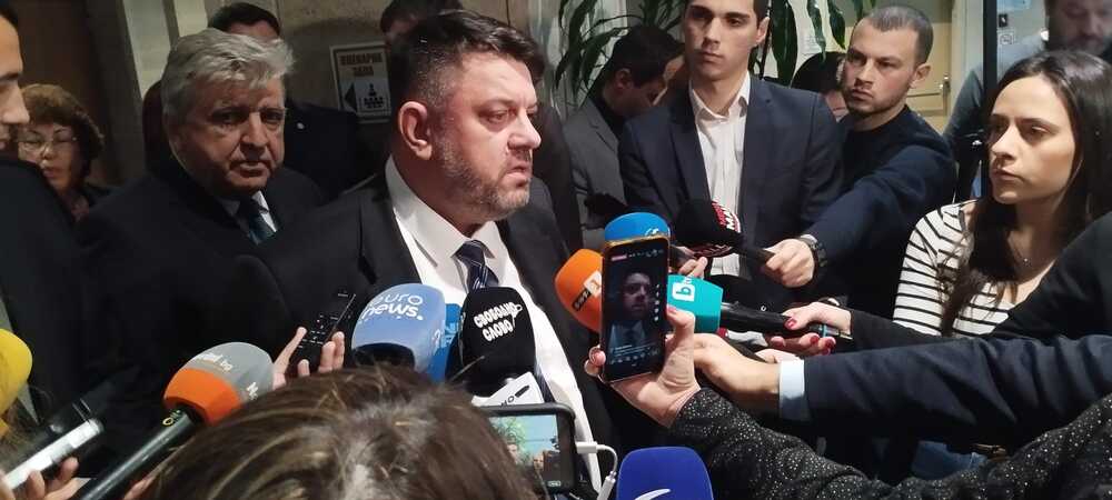 Атанас Зафиров: Наталия Киселова е най-подходящият кандидат за председател на НС
