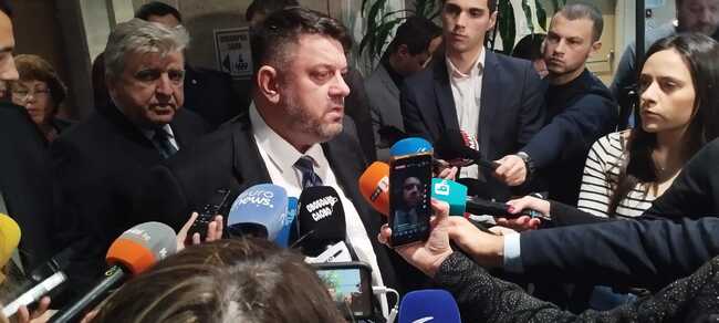 Атанас Зафиров: Наталия Киселова е най-подходящият кандидат за председател на НС