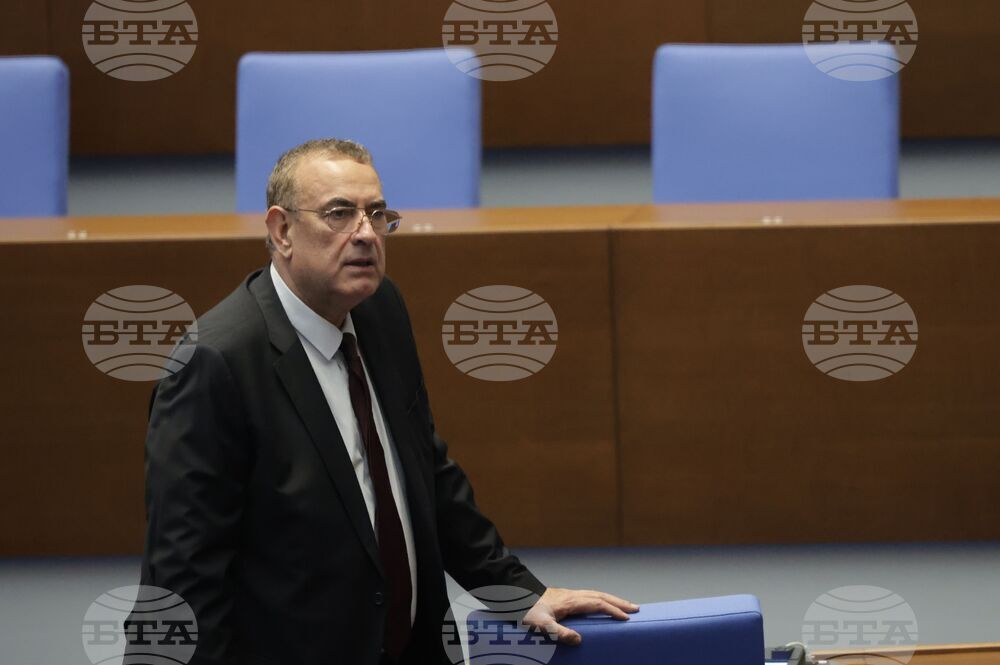 Парламент - първо заседание - Джевдет Чакъров