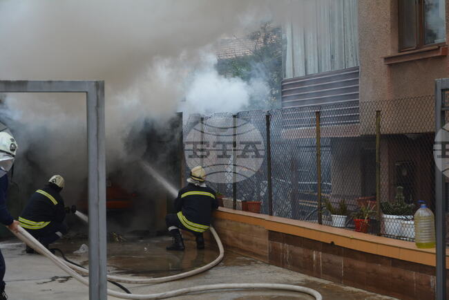 Потушени са 43 пожара в страната за последното денонощие; има двама пострадали