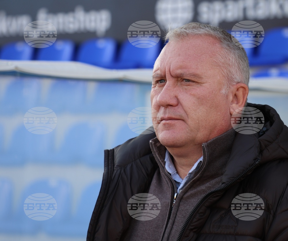 Николай Киров определи група от 17 футболисти за последния мач от първенството на Спартак 1918 Варна срещу Берое в Стара Загора