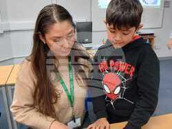 Училище „Д-р Петър Берон“ в Рединг, Великобритания, се включи в инициативата „Ден на четенето“ 