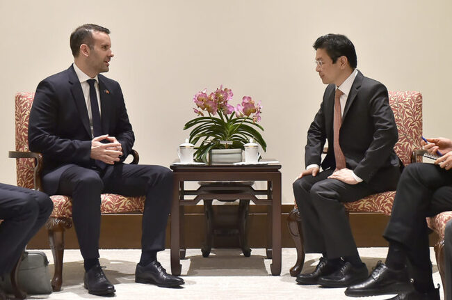 МИНА: Премиерите на Черна гора и Сингапур обсъдиха сближаването на икономиките на двете страни