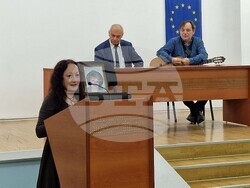 Свищов - Георги Драмбозов - стихосбирки - представяне