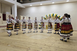 Село Гложене –  Илияна Йотова - читалище - 125 години