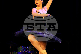 Пловдив - Румен Радев - 60 г. АМТИИ - плакет - връчване