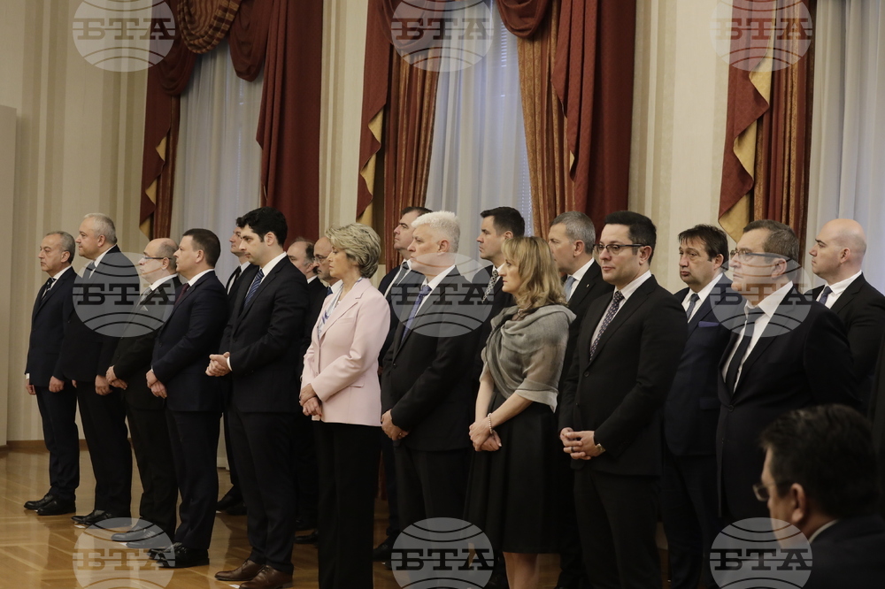 Румен Радев - служебно правителство