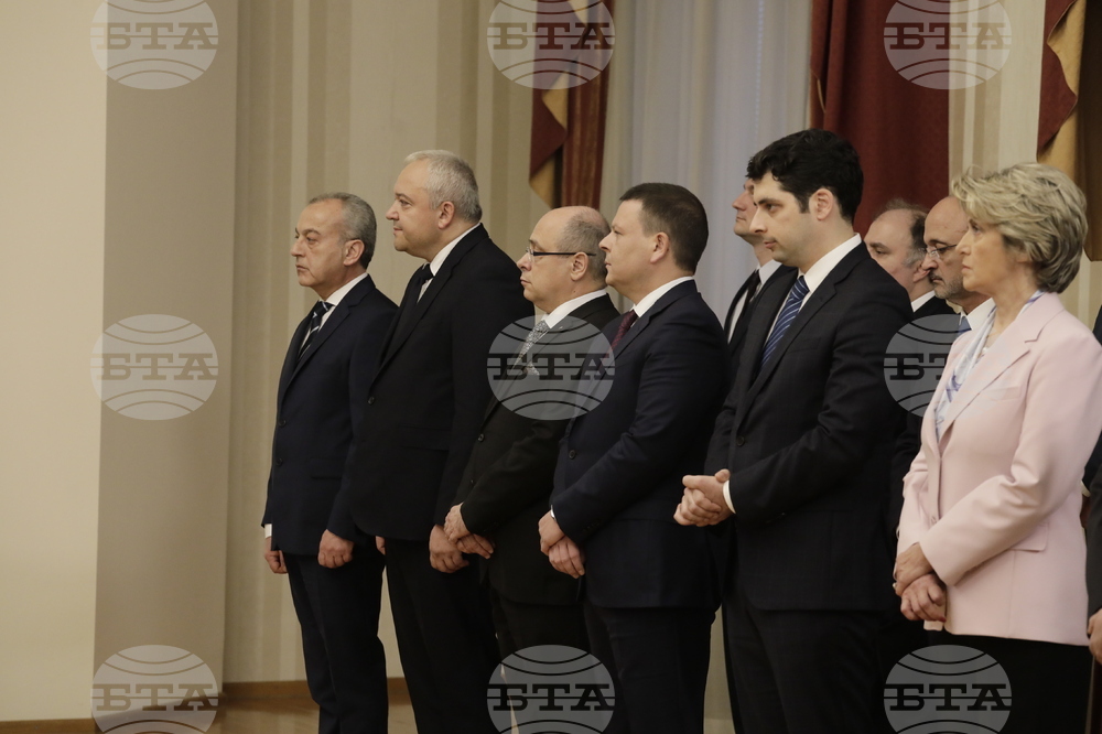 Румен Радев - служебно правителство