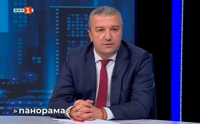 Драгомир Стойнев: Наталия Киселова има обществена подкрепа и може да ръководи Народното събрание