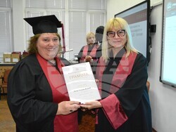 Хасково - Регионален център за дистанционно обучение към УНСС - дипломиране