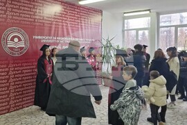 Хасково - Регионален център за дистанционно обучение към УНСС - дипломиране