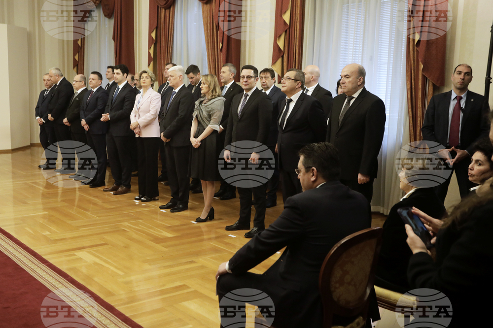 Румен Радев - служебно правителство