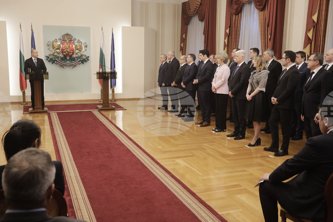 Румен Радев - служебно правителство