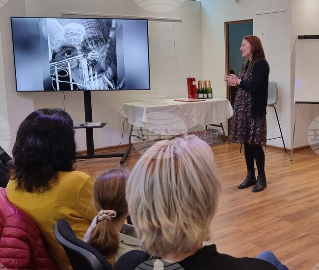 Варна - еврейска общност - зала "Валери Петров"