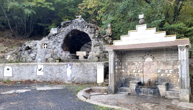  Село Конче - чешма - галерия