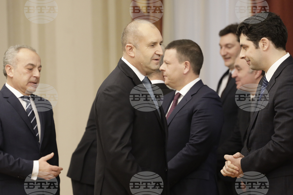 Румен Радев - служебно правителство