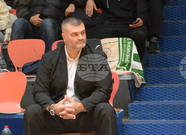 "Страшно съм доволен от защитата, въпреки че имаме още какво да работим", каза треньорът на Черно море Тича Васил Евтимов