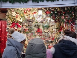 Румъния - Букурещ - Коледен базар - откриване