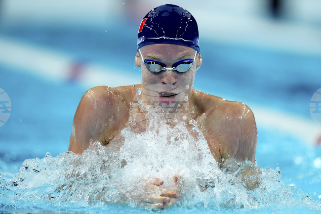 Олимпийският шампион Леон Маршан няма да плува на 200 метра бътерфлай и 200 метра бруст на Световното първенство в Сингапур