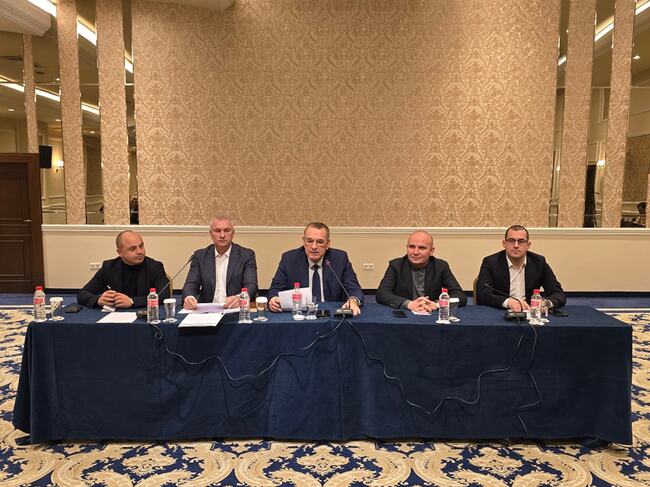  Коалиция „Алианс за права и свободи“: ДПС с лидер д-р Ахмед Доган проведе заседание на Центрaлния съвет и избра нов състав на ЦОБ