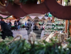 Румъния - Букурещ - Коледен базар - откриване