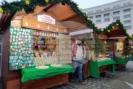 Румъния - Букурещ - Коледен базар - откриване