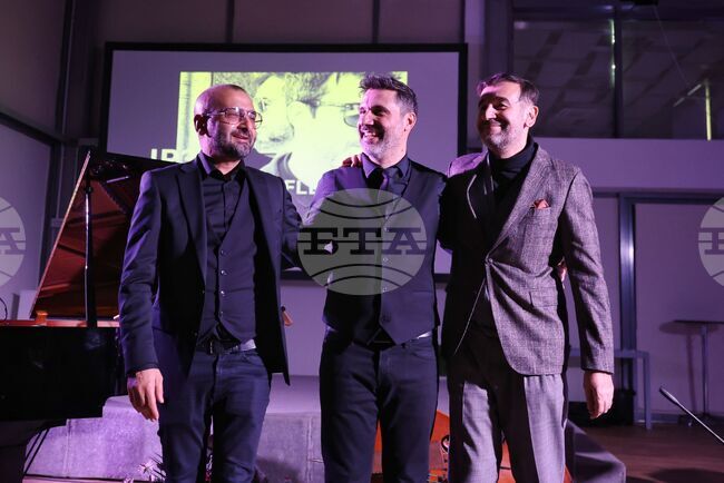 С концерт в Пловдив тази вечер завършва зимното турне на триото на пианиста Живко Петров JP3