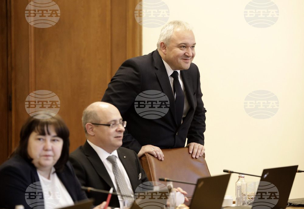 Министерски съвет - служебен кабинет - първо заседание