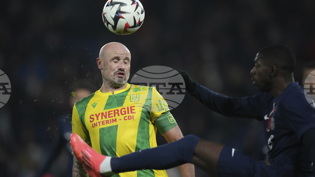 Нант уволни старши треньора Луис Кастро 