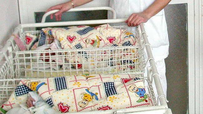 С подкрепата на общинската инвитро програма във Варна са родени 80 бебета през миналата година