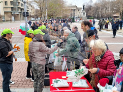 Хасково - фиданки - раздаване