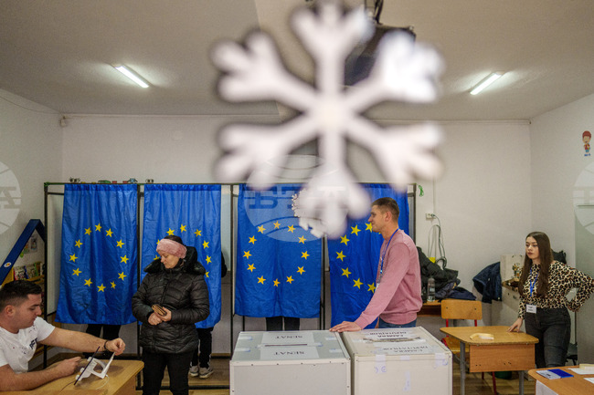 Първи политически реакции в Румъния: Национално-либералната партия даде заявка за коалиция