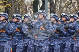 Румъния - Букурещ - военен парад