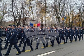 Румъния - Букурещ - военен парад
